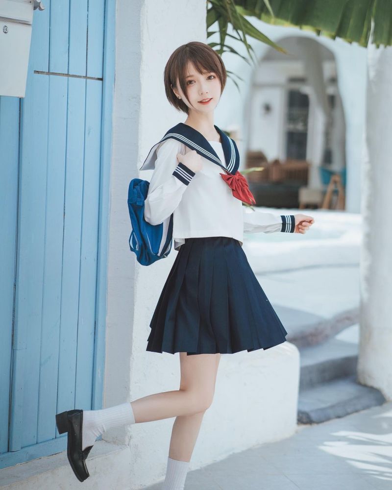 jk少女蓝系短发学姐