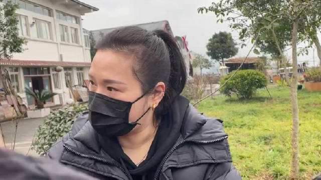 重庆姐弟坠亡案一审宣判生父和女友双双被判死刑生母松了口气