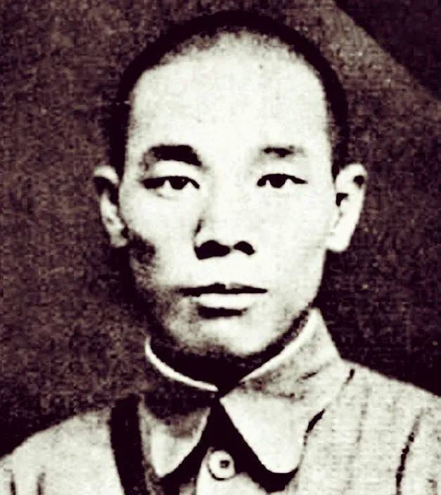 何应钦的3万条麻袋为何引爆中日大决战俞鸿钧这里不是满洲