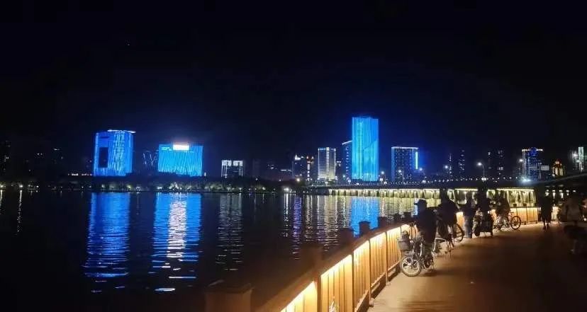 奉天城韵丨沈阳五里河公园夜景也是极美的