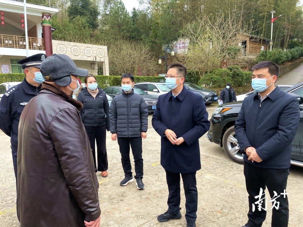 通讯员供图在金子山原生态旅游度假区,许崇砚详细