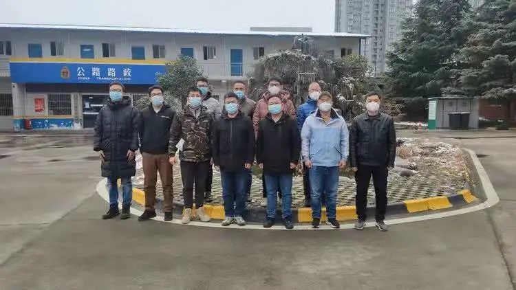 全职参与支援西安市长安区郭杜街办疫情防控工作,马不停蹄,争分夺