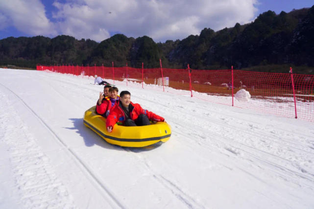 王岗坪滑雪场如何免费获取景区门票?