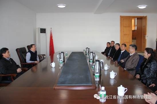 陈建伟到尚志管局走访慰问老党员老干部