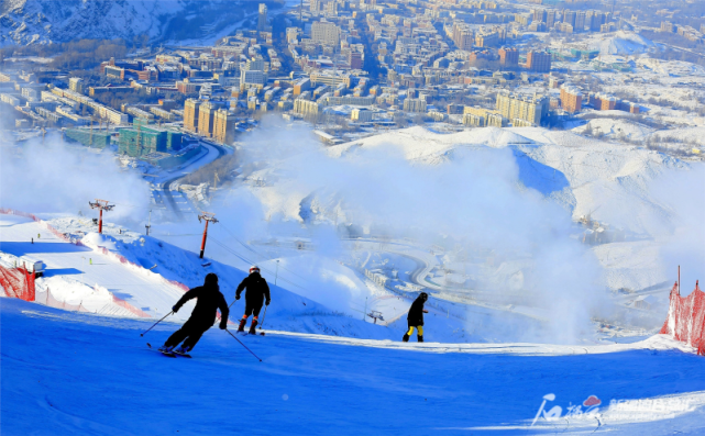 首批国家级滑雪旅游度假地名单公示新疆阿勒泰乌鲁木齐南山入选