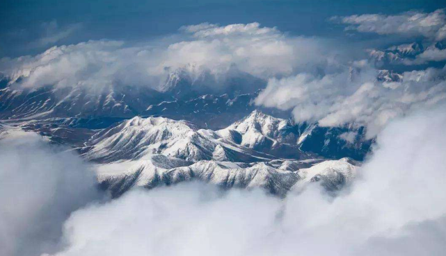 卫星传回诡异云图,昆仑山出现神秘"龙影,昆仑山真的是龙脉吗