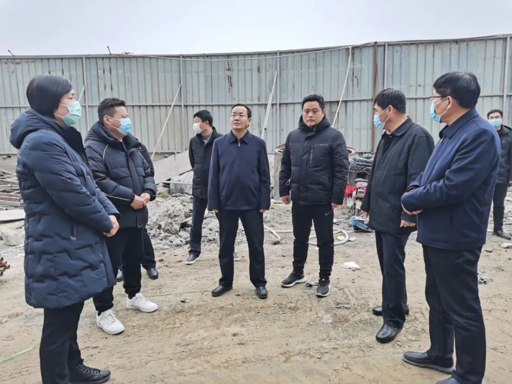 淮阳区委书记张建党带队调研在建住宅时强调要解放思想千方百计推进