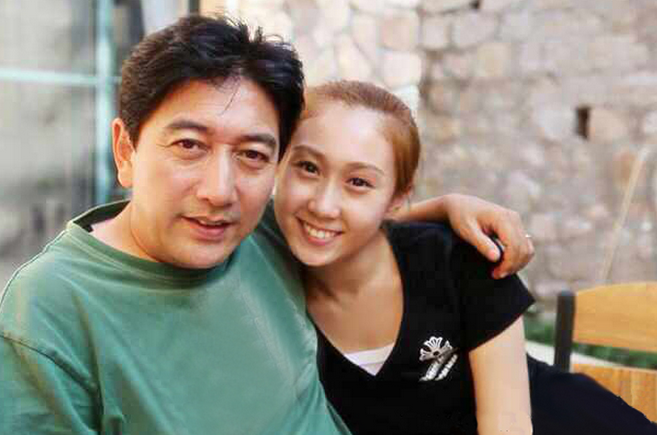 水均益抗拒父母离婚到和后妈亲如姐妹水亦诗都经历了什么