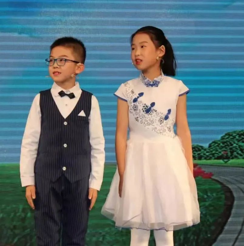 李柯瑶曹灿艺术团团员风采