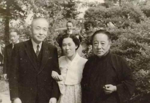 阅朱家骅的历史,我们可以清楚得知,在1946年朱迎娶王文渊女士为妻