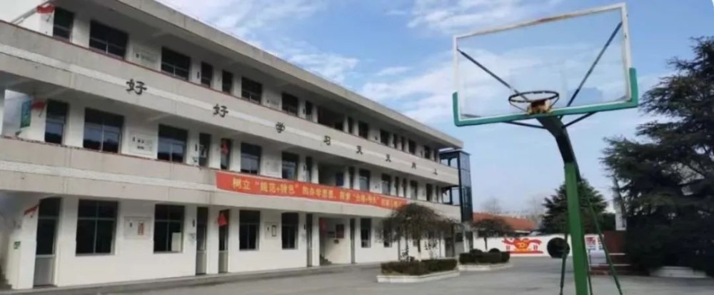 将规划迁建南通市沿河桥小学崇川区教体局回应市民提问时明确"啄木鸟"