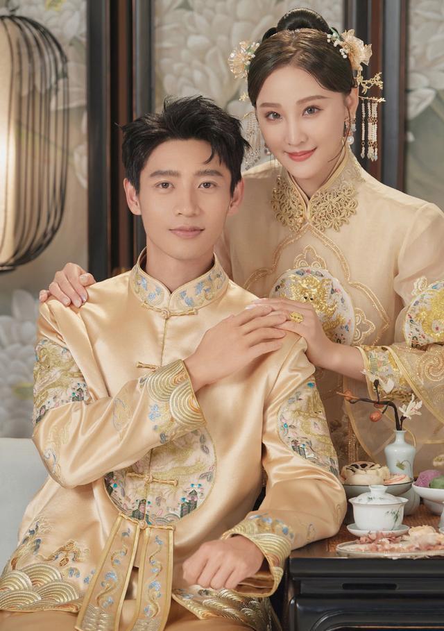 魏晨公开结婚照婚礼22号如期举行幸福感爆棚