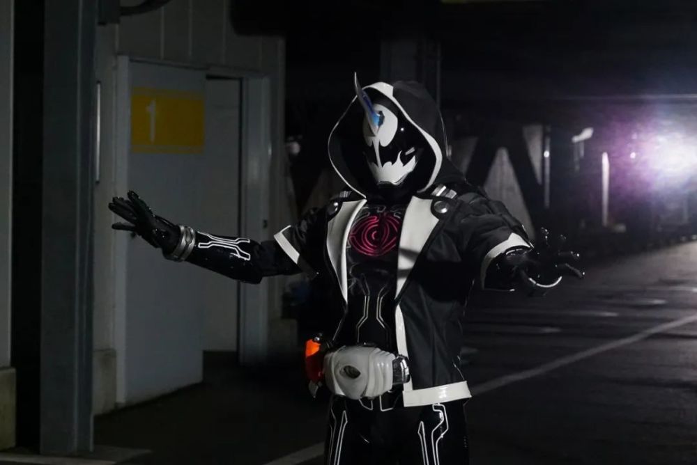 假面骑士darkghost的所有形态写真
