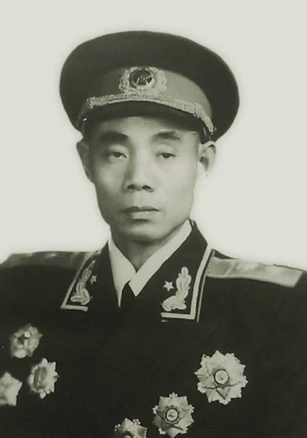 开国中将志愿军39军军长抗美援朝中的常胜将军