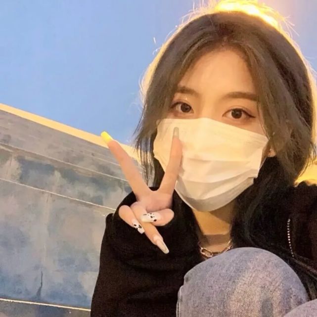戴口罩女头丨收藏好久了
