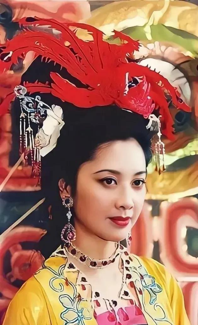 最美"女儿国国王"朱琳:漂亮优雅,绝代芳华