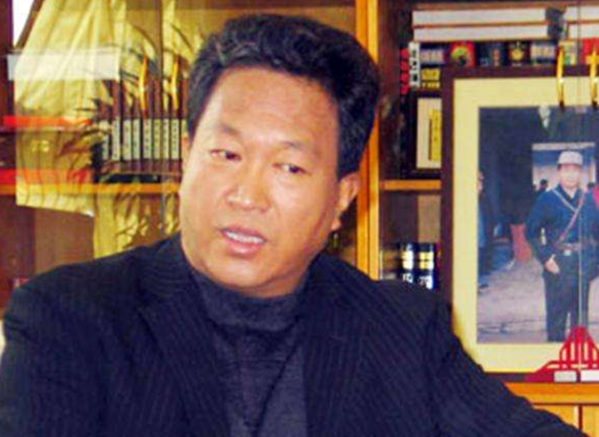 河北首富谢幕10万元入行房地产16年资产千亿后带儿子自首