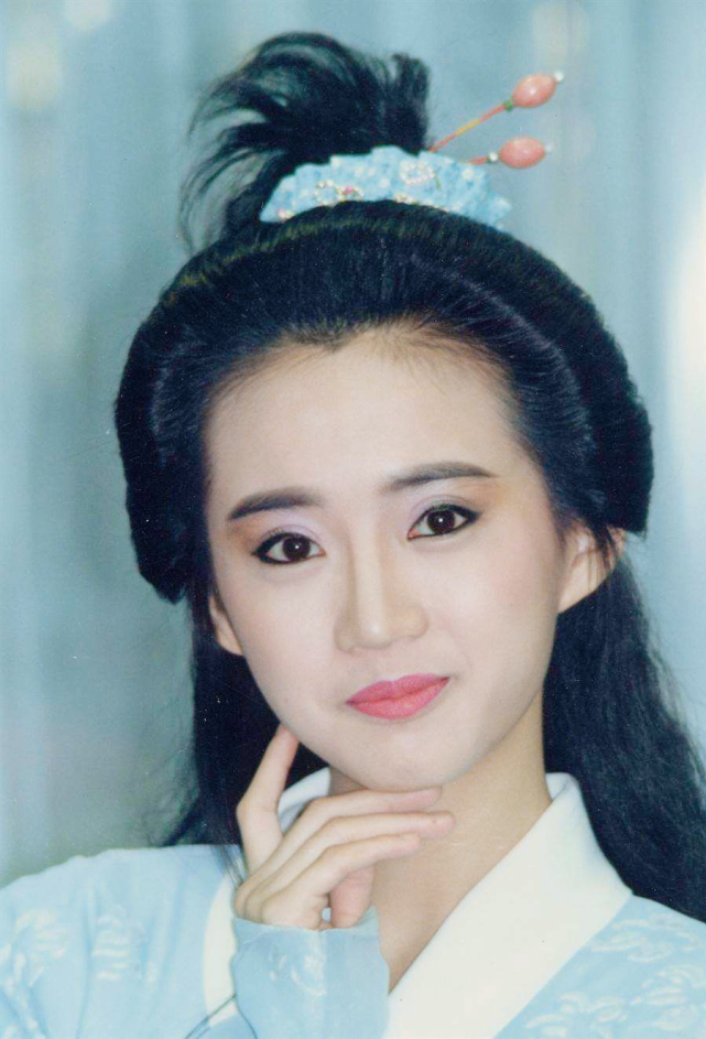 这3位演员,明明都有大好的前途,却突然出家,各有各的苦衷