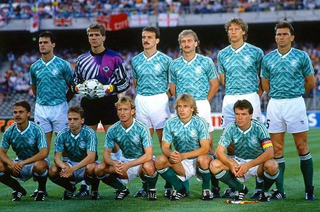 世界杯小历史1990年世界杯半决赛英德大战哭泣的加斯科因