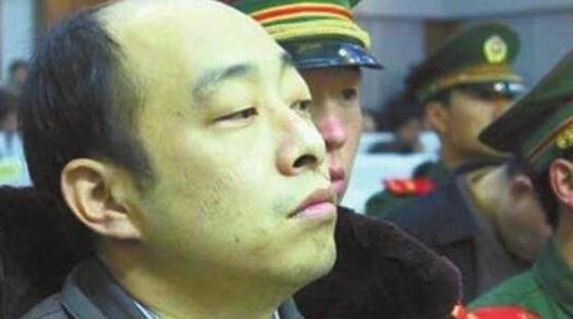 李满林外号"三马虎",在上个史记八九十年代在山西太原地区黑道称霸