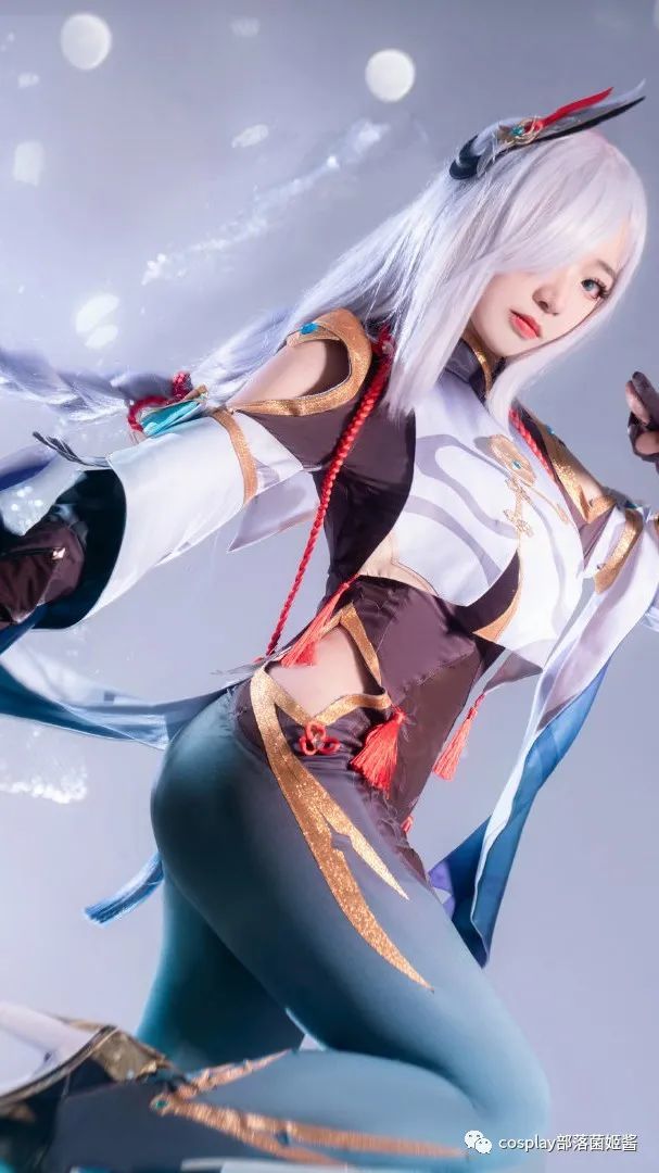 cos:原神雪白长发申鹤cos正片@狐狸哥哥