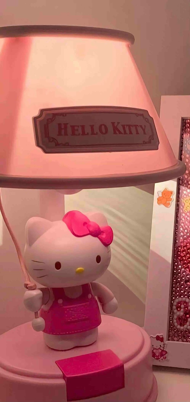 超可爱的hellokitty壁纸