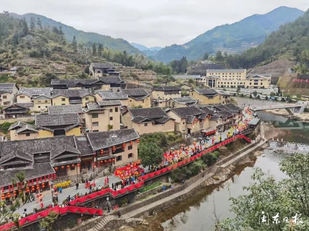 宁德分会场的录制点分别设置在宁德会展中心,东湖栈道,寿宁县下党乡