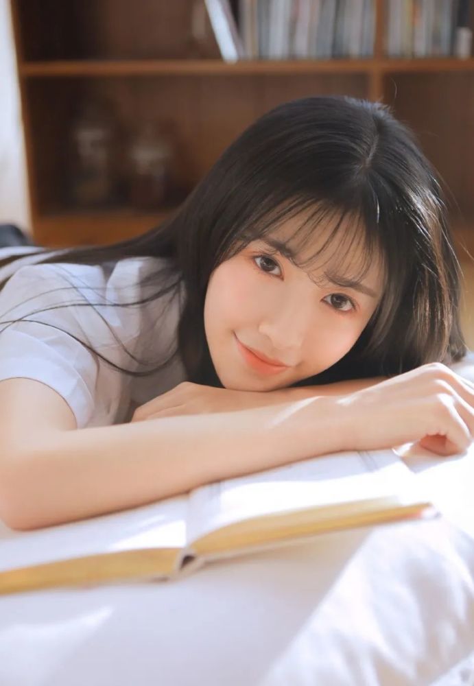 jk制服清纯黑长直美女阳光唯美