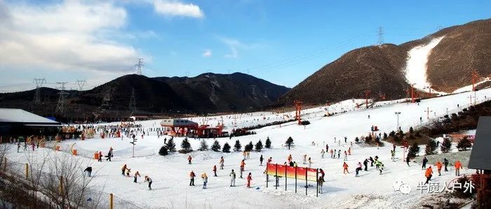 距离北京最近的滑雪场北京昌平军都山滑雪场滑雪攻略