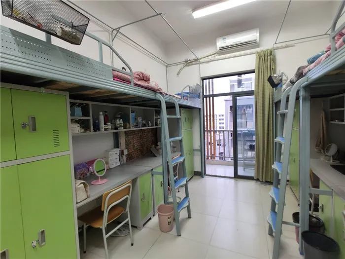 徽商职业学院