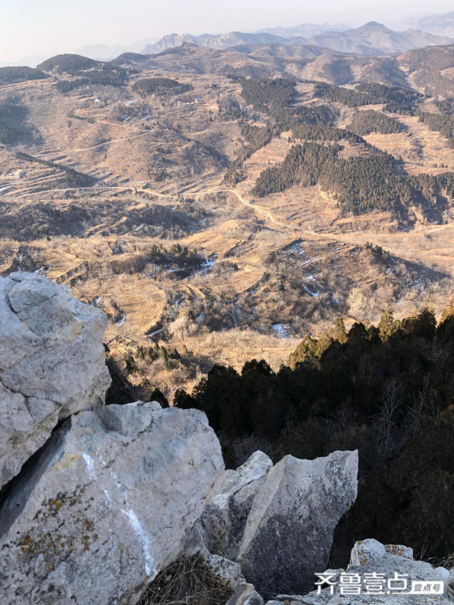 济南南部山区黑牛寨,龙吟泉冬日风光