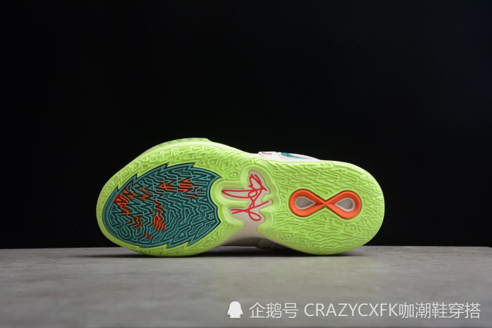 耐克nikekyrie8ifntyepcny欧文白绿瑞雪篮球鞋