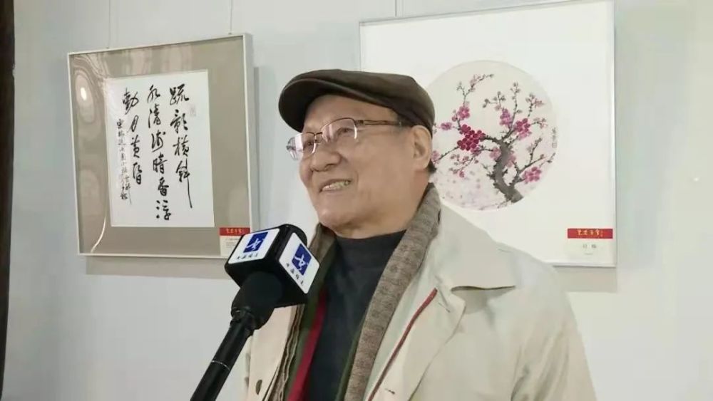 主席松江区文化和旅游局局长 金冬云接受《书画频道》采访▲知名画家