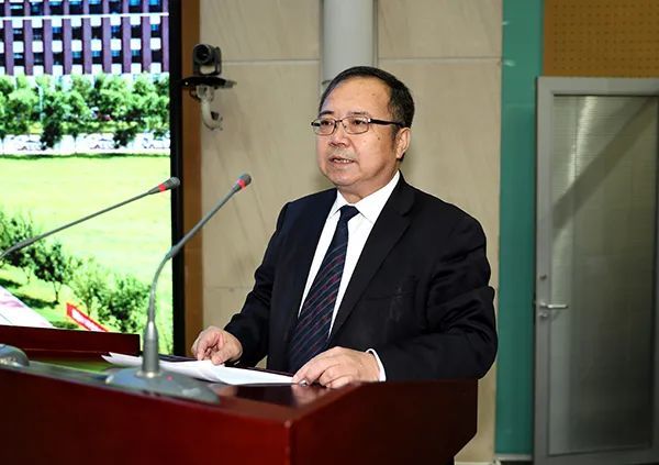 【学者简介】韩喜平,吉林大学党委副书记,教授,博士生导师,兼任国务院