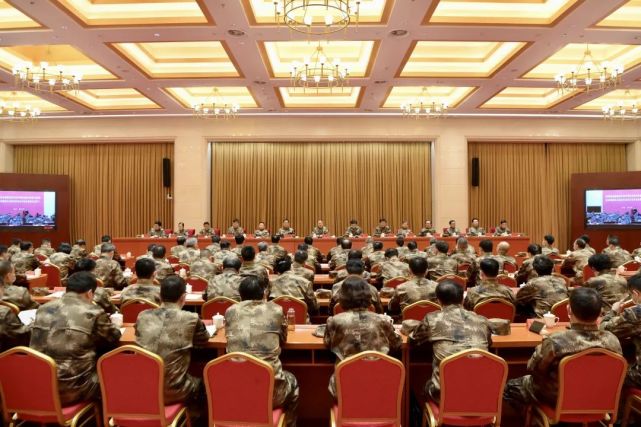 聚焦丨兵团召开2022年度民兵大冬训开训动员会 李邑飞出席并讲话