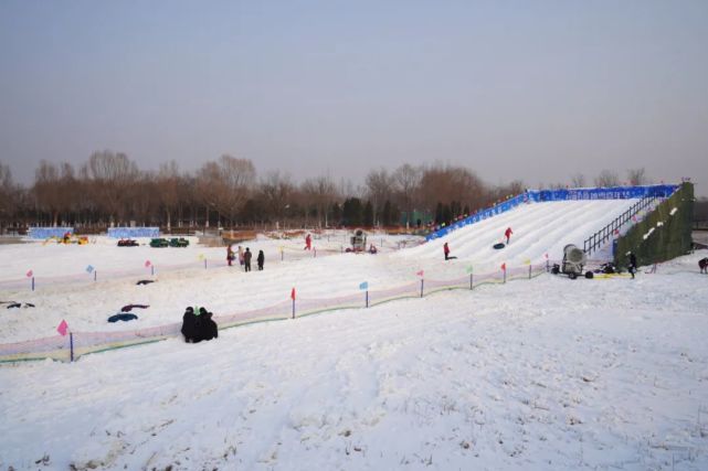 台湖公园冰雪运动季开幕!超大雪场,10等