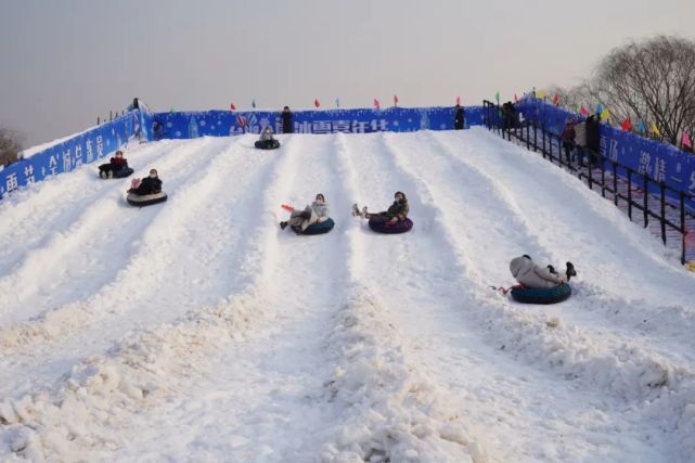 台湖公园冰雪运动季开幕!超大雪场,10等