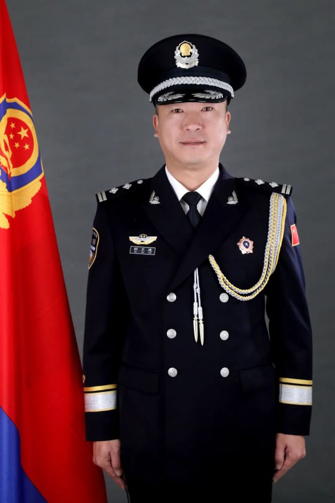 福鼎公安警礼服形象照首度曝光