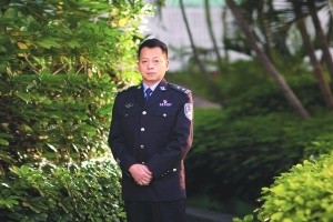 赖宇朋"执纪先锋"林晓泽"社区暖男"吴祖辉"舌尖卫士"张伟泽详见a04