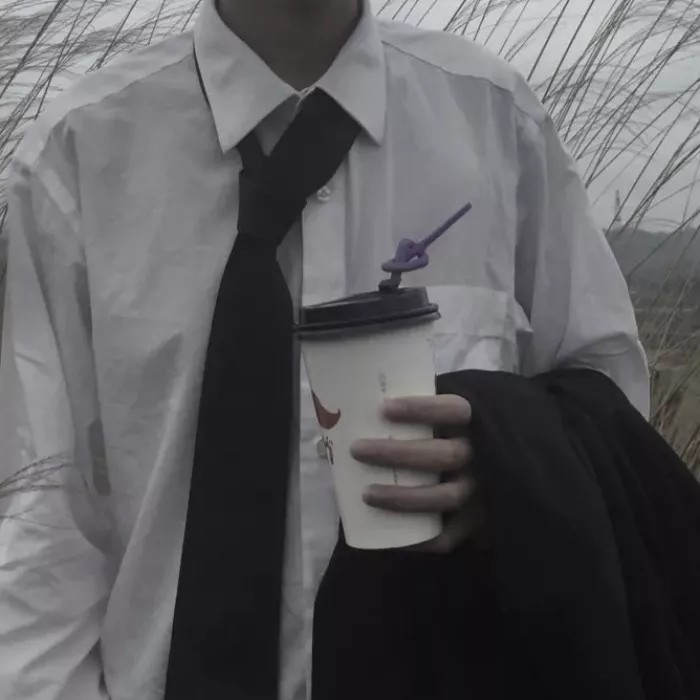 适合男生用的高冷头像小众