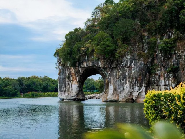 桂林山水美如画