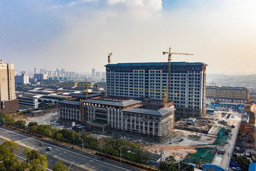 航拍大图市中医院新院进展曝光