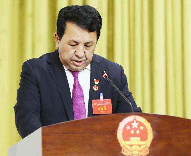 阿克苏市第十届人民代表大会第二次会议召开第二次全体会议