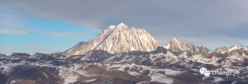 八郎生都村观景平台遥望雅拉雪山