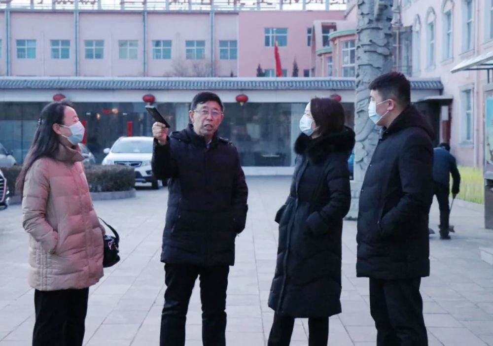 上党区委常委副区长张勤走进振兴新区检查疫情防控工作