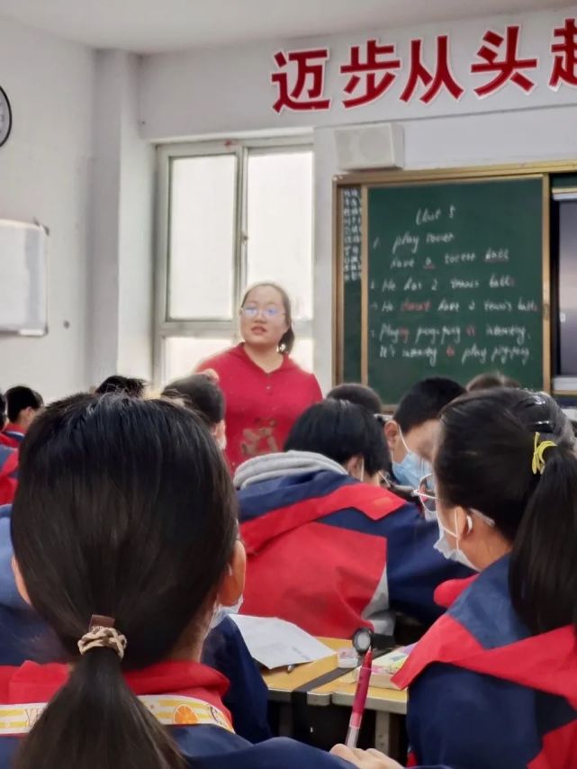 初一英语组张欣宇老师将思维导图运用于英语话题复习课中,帮助学生