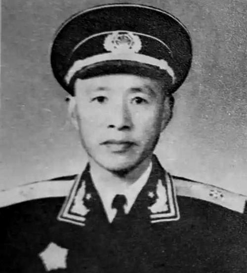 盘点1955年授衔的十位国军起义将领,三位上将军衔,最