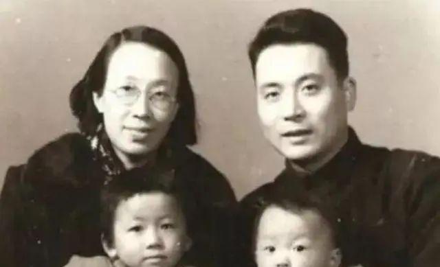 邓稼先妻子许鹿希,结婚33年相伴6年,用余生还原丈夫