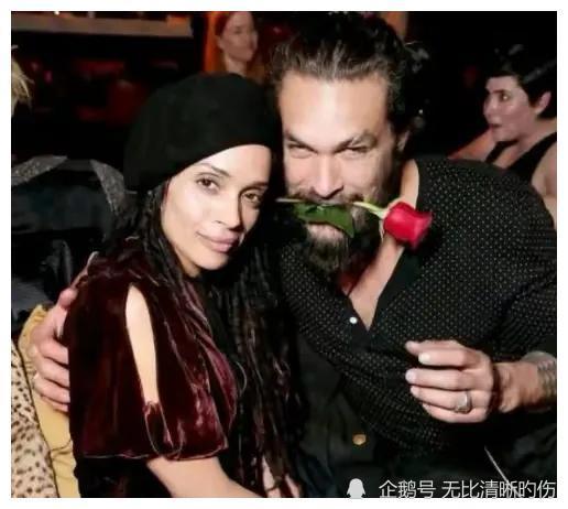 "海王"杰森·莫玛宣布离婚!结束和妻子长达数十年的爱情长跑_腾讯新闻