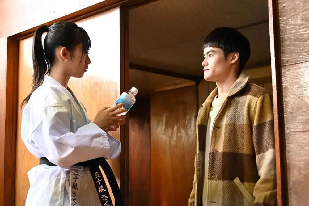 假面骑士revice第19话先行图来袭胜利和巡逻3号成为